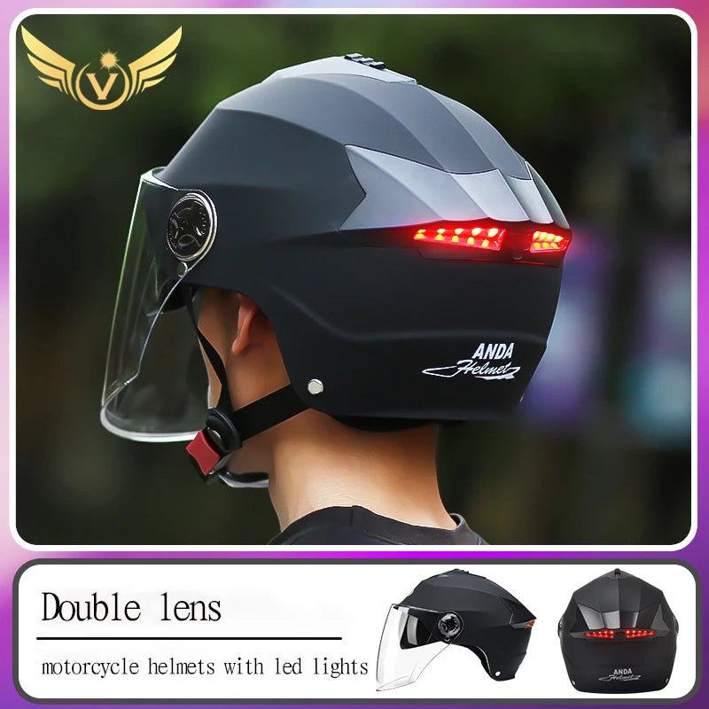 Casques de moto avec lumières LED, casque de cyclomoteur