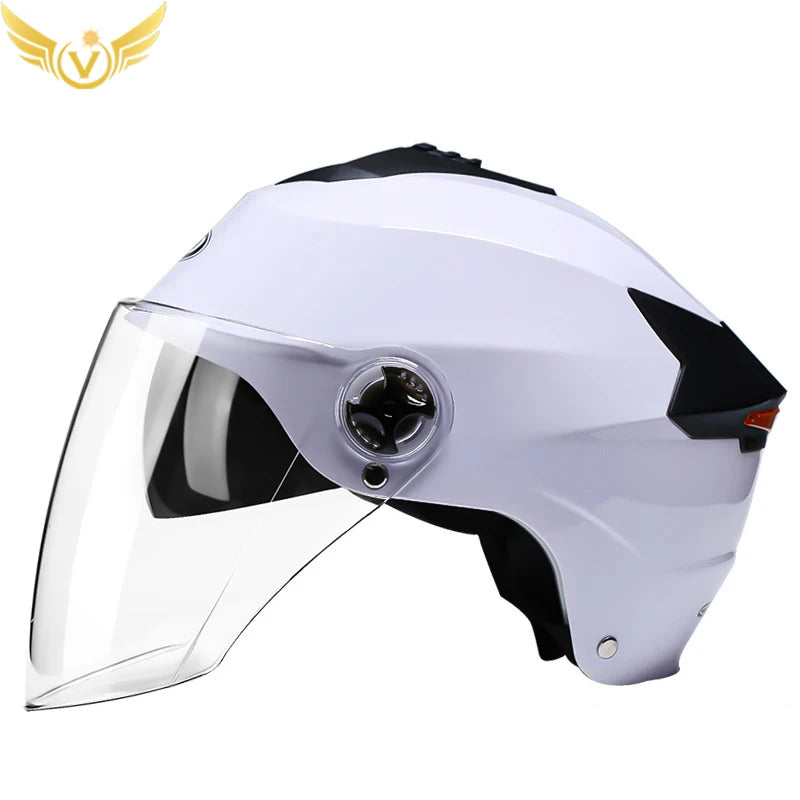 Casques de moto avec lumières LED, casque de cyclomoteur